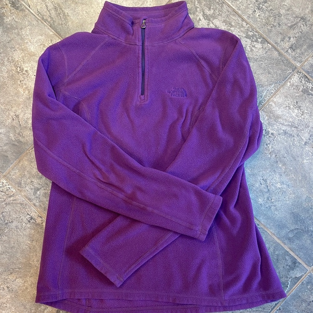 NorthFace women’s fleece pullover